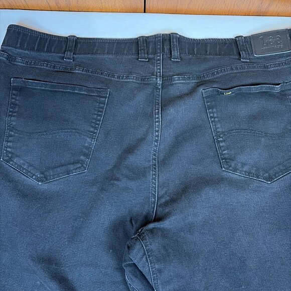 Lee Extreme Motion Relaxed Fit Straight Leg Jeans Men's 48x30 Black - Picture 8 of 9